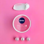 Crema-Nivea-facial-cuidado-aclarado-natural