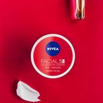 Crema-Nivea-facial-cuidado-anti-arrugas-vitamina-E