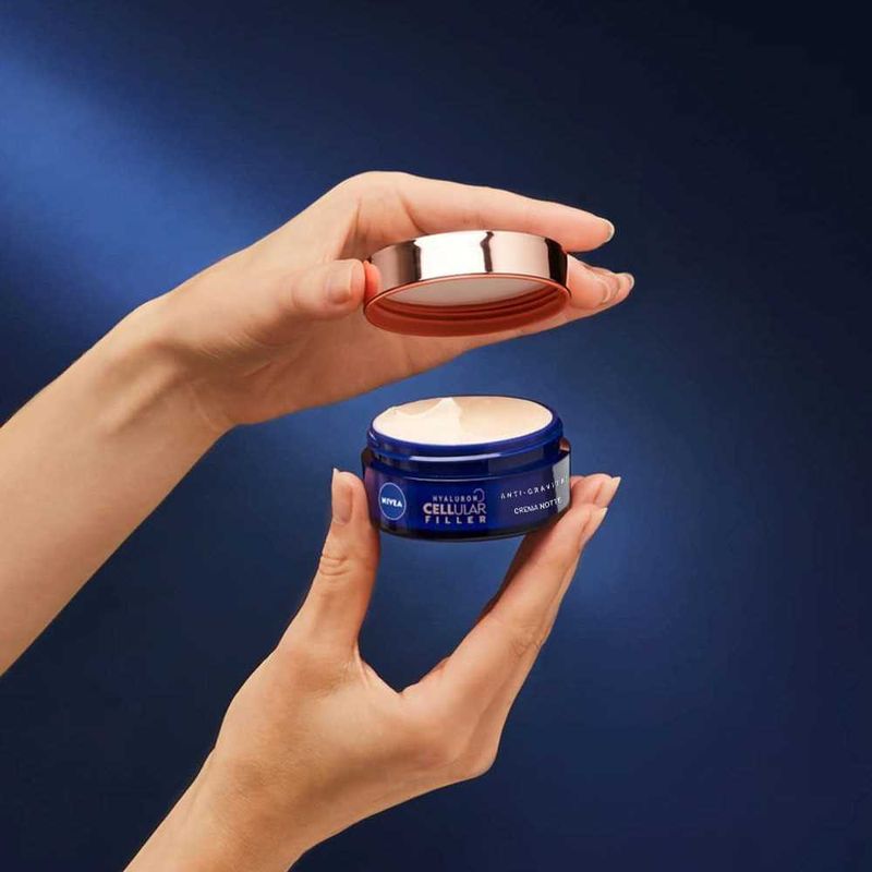 Crema-nivea-hyaluron-cellular-filler-noche